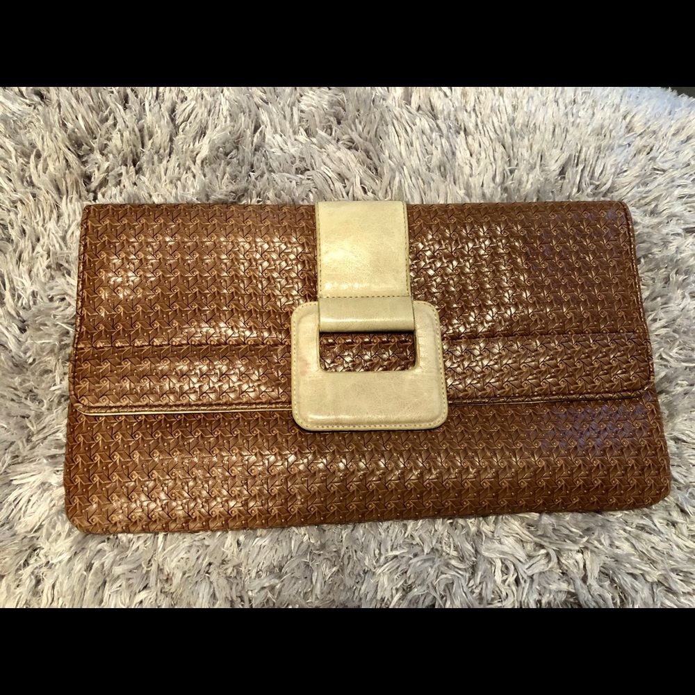 Brown(ish)/Cream(ish) Clutch